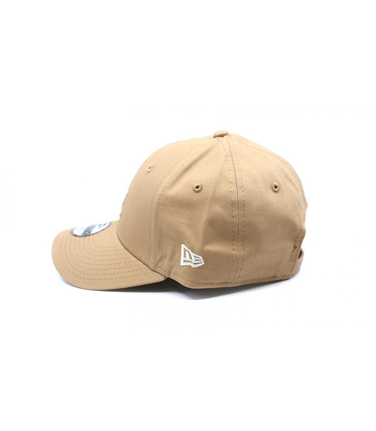 New Era beige LA cap